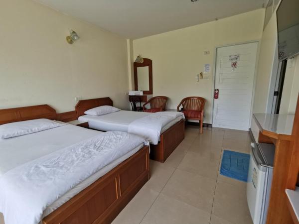 Subhamitra Hotel Hua Hin-SHA Certified : photo 8 de la chambre chambre lits jumeaux standard