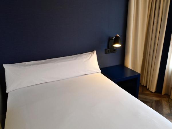 Hotel Alda Galería Coruña : photo 5 de la chambre chambre double standard