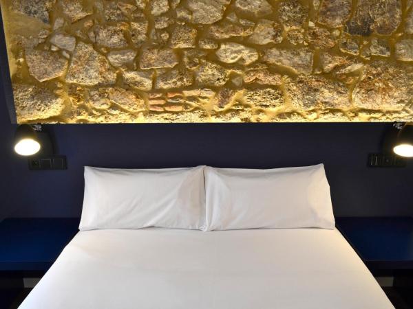 Hotel Alda Galería Coruña : photo 4 de la chambre chambre double avec balcon