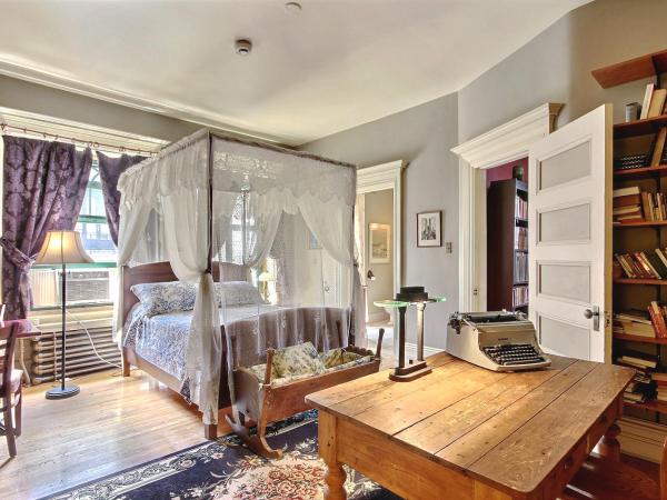 B&B Quebec : photo 3 de la chambre chambre double deluxe avec baignoire