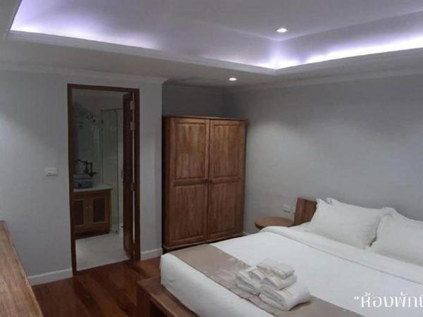 Lanna Oriental Hotel - SHA Extra Plus : photo 1 de la chambre hébergement junior lanna (sans fenêtre)