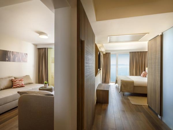 Girandella Valamar Collection Resort : photo 3 de la chambre suite for 2+2 seaview - family