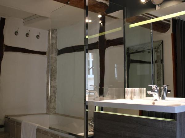 La Banasterie : photo 6 de la chambre suite avec terrasse