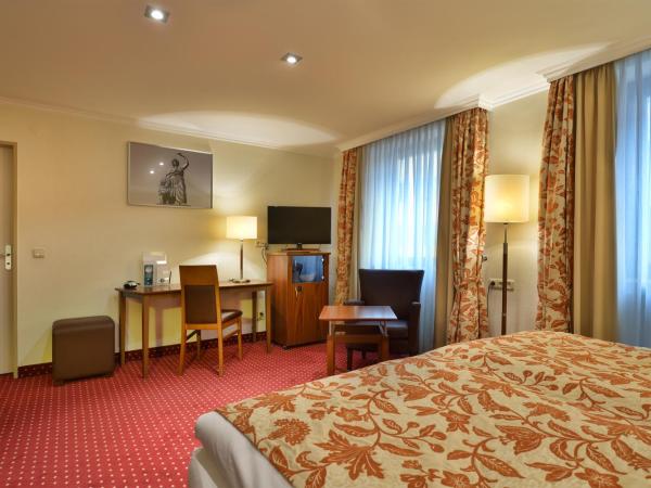 Europäischer Hof : photo 5 de la chambre comfort double room facing courtyard (no air-condition)