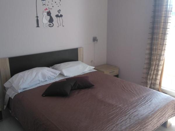 Apartments & Rooms Krecak Sibenik : photo 10 de la chambre chambre double avec balcon