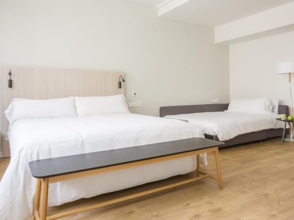 ARTIEM Madrid : photo 8 de la chambre chambre triple de luxe (2 adultes + 1 enfant)