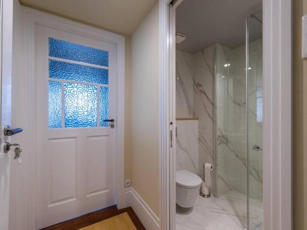 Serenata Boutique Rooms : photo 2 de la chambre chambre double avec salle de bains privative extérieure