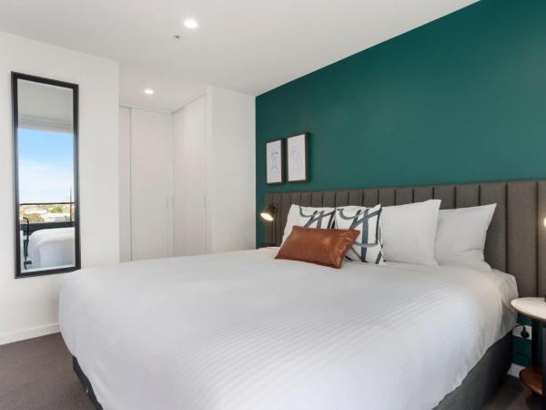 The Sebel Melbourne Moonee Ponds : photo 2 de la chambre appartement 1 chambre lit king-size avec balcon