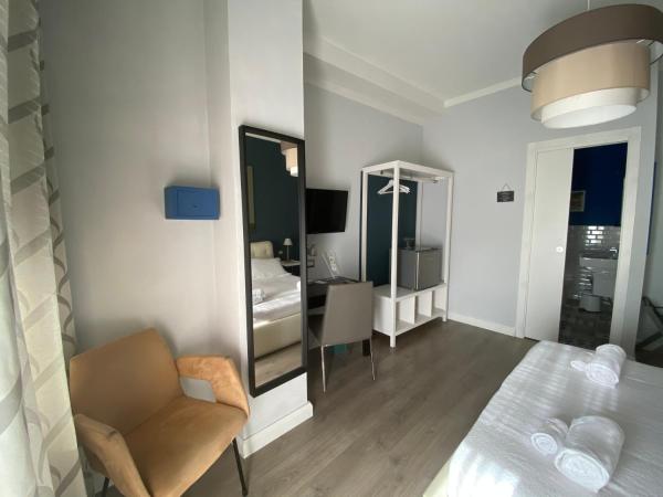 Corso Italia Rooms : photo 9 de la chambre chambre double avec balcon