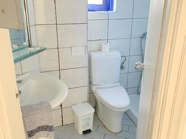 Kassavetis Center - Hotel Studios & Apartments : photo 2 de la chambre appartement supérieur - vue sur ville (3 à 5 adultes)