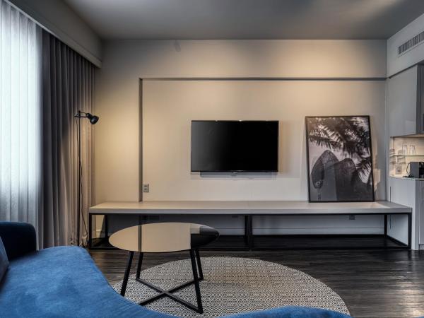 Caesar Business Belo Horizonte Belvedere : photo 3 de la chambre suite exécutive - un lit double