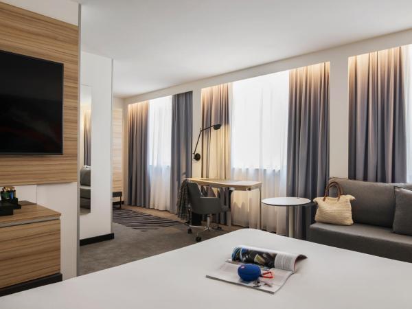 Novotel Den Haag City Centre : photo 2 de la chambre chambre double exécutive avec canapé-lit