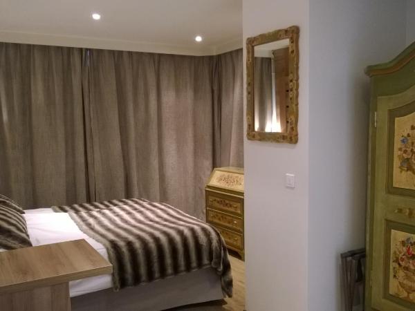 Hôtel Vallée Blanche : photo 10 de la chambre chambre double