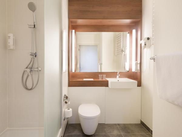 Campanile Wroclaw Centrum : photo 2 de la chambre chambre double supérieure