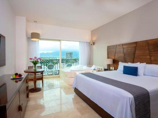Crown Paradise Golden All Inclusive Resort - Adults Only : photo 1 de la chambre room #7982327
