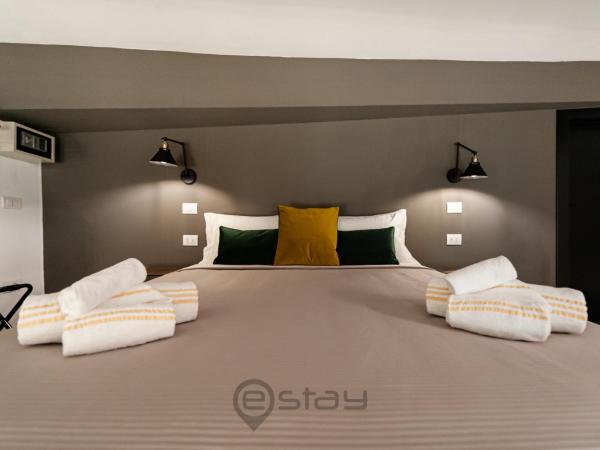 KyS Castello - City Centre : photo 8 de la chambre chambre double deluxe avec lit d'appoint
