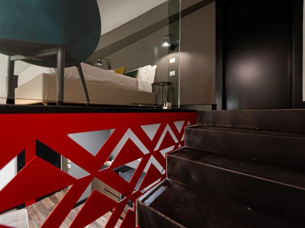 KyS Castello - City Centre : photo 6 de la chambre chambre double deluxe avec lit d'appoint