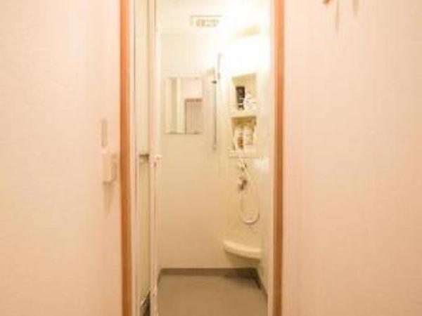 123 Guesthouse : photo 7 de la chambre room #243680425