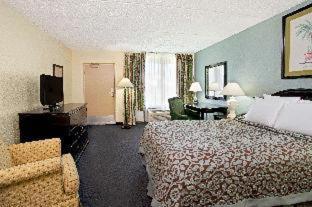 Days Inn by Wyndham Orlando Airport Florida Mall : photo 1 de la chambre room #2264926