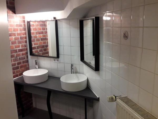 K&S Apartments : photo 7 de la chambre chambre quadruple avec salle de bains privative séparée