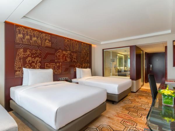 China Hotel Guangzhou-Free Shuttle Bus to Canton Fair Complex : photo 5 de la chambre chambre lit king-size ou lits jumeaux deluxe