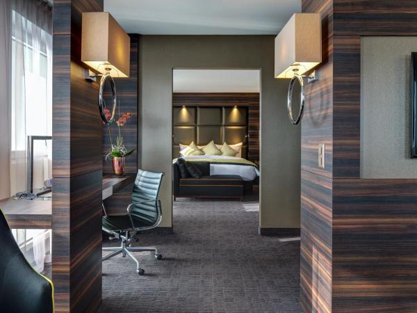 Best Western Premier Hotel Beaulac : photo 1 de la chambre grande suite - vue sur ville