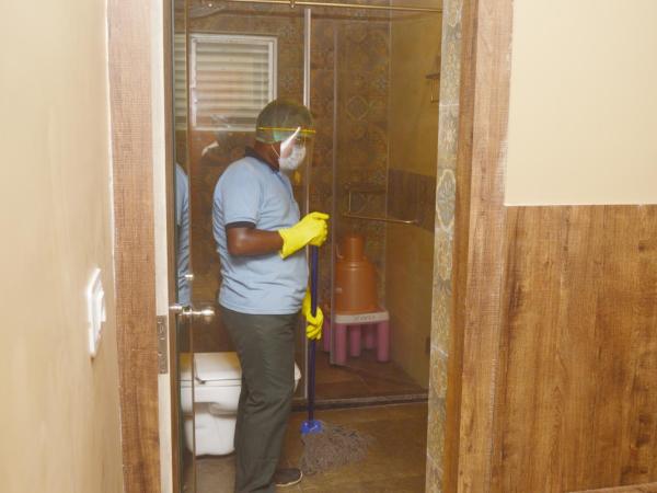 HOTEL SHREESH KOLKATA : photo 9 de la chambre ac suite room