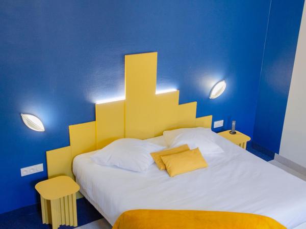 Hôtel IMPERATOR Béziers : photo 2 de la chambre suite junior impériale