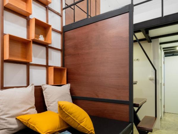 Book a Bed Poshtel - SHA Plus : photo 10 de la chambre chambre double avec salle de bains privative