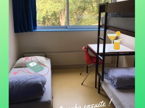 Auberge de Jeunesse HI Lorient : photo 2 de la chambre chambre triple