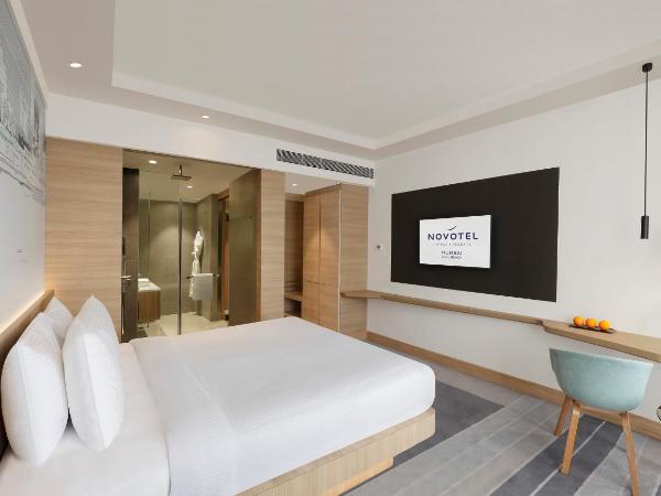 Novotel Mumbai Juhu Beach : photo 2 de la chambre superior king room with city view with 15% discount on food & beverage