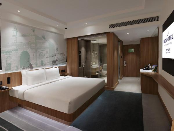 Novotel Mumbai Juhu Beach : photo 2 de la chambre premier king bed ocean view higher floor with complimentary two way airport transfers, happy hours from 6pm to 8pm imfl brands at premier lounge and 15% discount on food & beverage.
