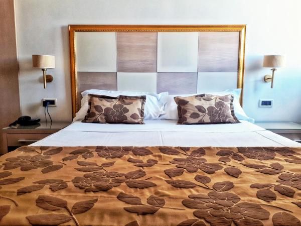 Hotel Le Chevalier : photo 6 de la chambre chambre double ou lits jumeaux