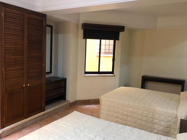 Hostal Nordés : photo 4 de la chambre chambre quadruple standard