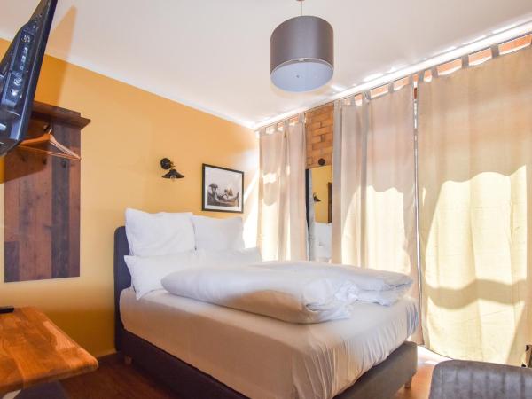 Boutique Hotel Sena : photo 3 de la chambre petite chambre double