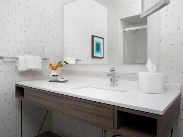 Crowne Plaza Atlanta Perimeter at Ravinia, an IHG Hotel : photo 3 de la chambre chambre premium