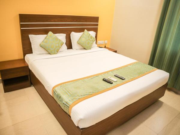 Hotel Golden Leaves : photo 4 de la chambre chambre double