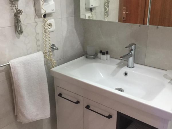 Hotel Baylan Basmane : photo 7 de la chambre chambre double avec terrasse