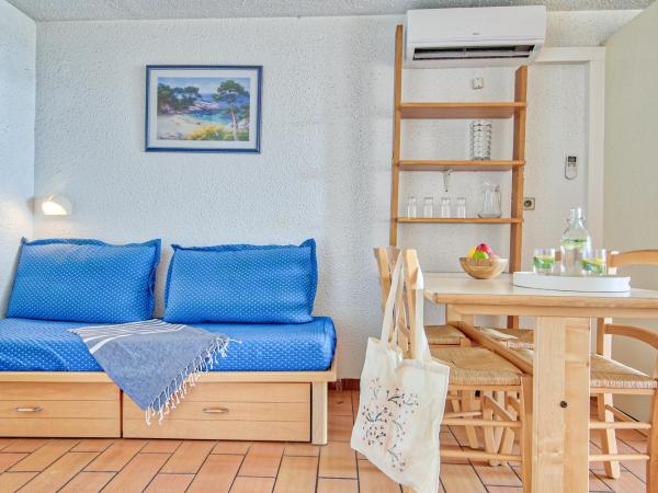 Résidence Pierre & Vacances Louis Lumière : photo 6 de la chambre studio standard Économique (4 personnes)