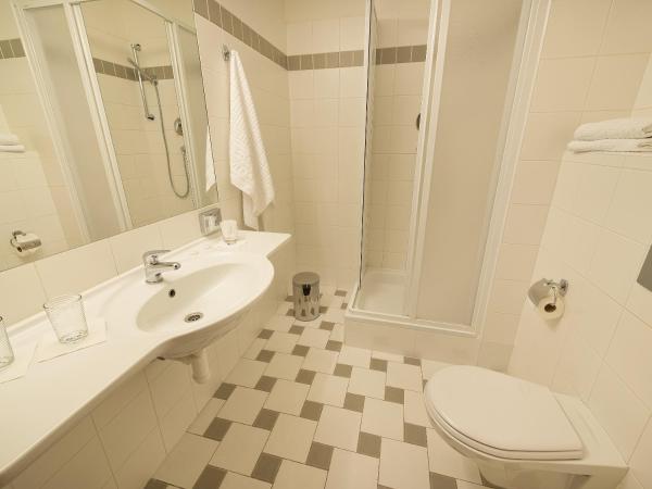 EA Hotel Populus : photo 6 de la chambre chambre double ou lits jumeaux