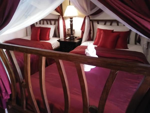 Tri Yaan Na Ros Colonial House : photo 8 de la chambre chambre lits jumeaux