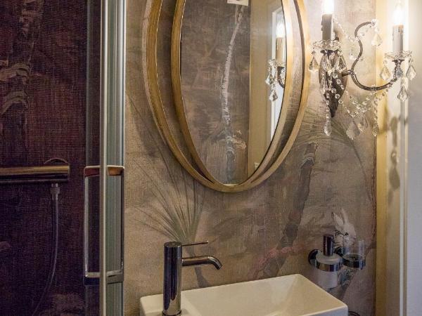 The Henry Self Check-In Guesthouse : photo 3 de la chambre studio simple design