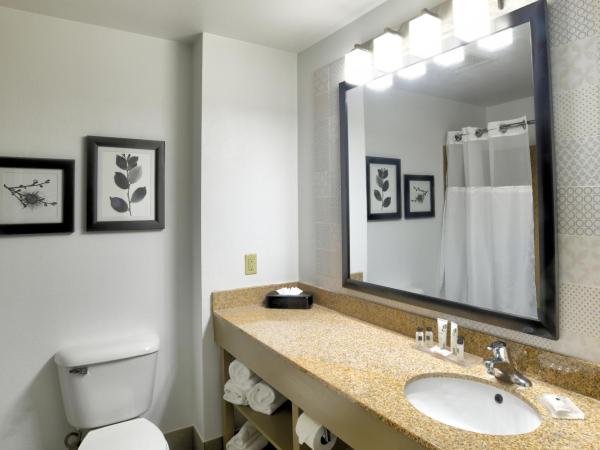 Country Inn & Suites by Radisson, Oklahoma City Airport, OK : photo 2 de la chambre chambre avec 2 grands lits queen-size
