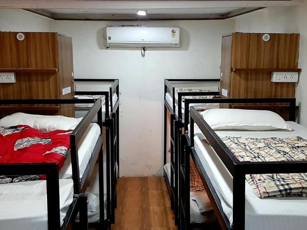 Comfort Stay Hostel : photo 8 de la chambre lit dans dortoir mixte de 10 lits