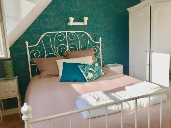 Aux portes de Pornichet, Chambres d'hôtes Ty'Sacha : photo 4 de la chambre chambre double