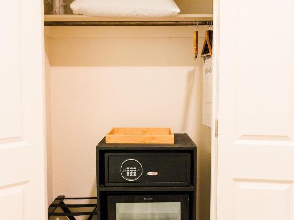 The Bishop Arts Hotel by Qresorts : photo 8 de la chambre chambre standard lit queen-size