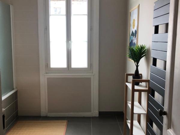 Résidence Austerlitz centre Angouleme : photo 3 de la chambre appartement supérieur