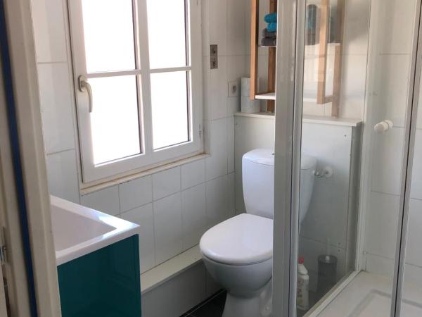 Résidence Austerlitz centre Angouleme : photo 10 de la chambre chambre double