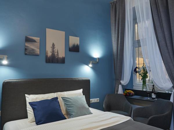 7 HEAVEN Elegant Rooms KRAKÓW Old Town : photo 4 de la chambre chambre double avec salle de bains privative