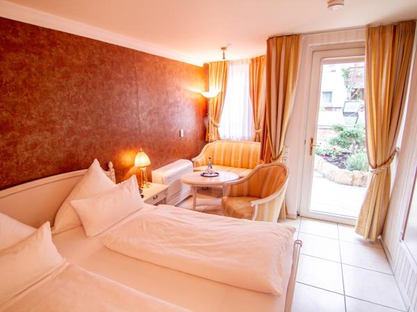 Zur Weinsteige : photo 8 de la chambre chambre double confort dépendance